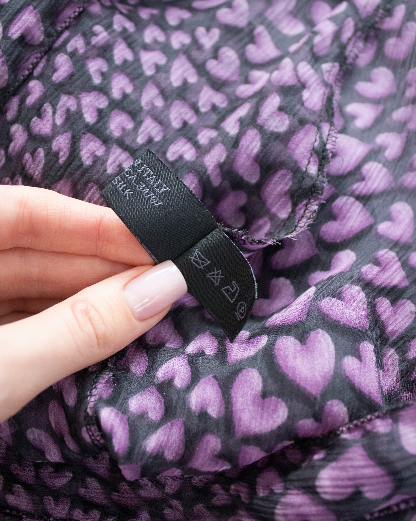 Vintage S/S 2000 Prada Hearts Print Silk Wrap Skirt / IT 40 (XS-S)