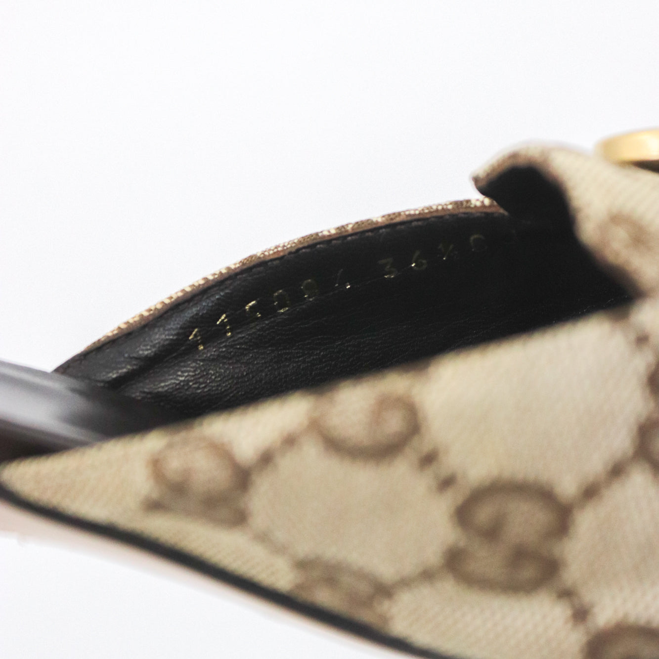 Vintage Gucci by Tom Ford Beige GG Logo Monogram Mules Horsebit Heels / 36.5 (US 6.5)