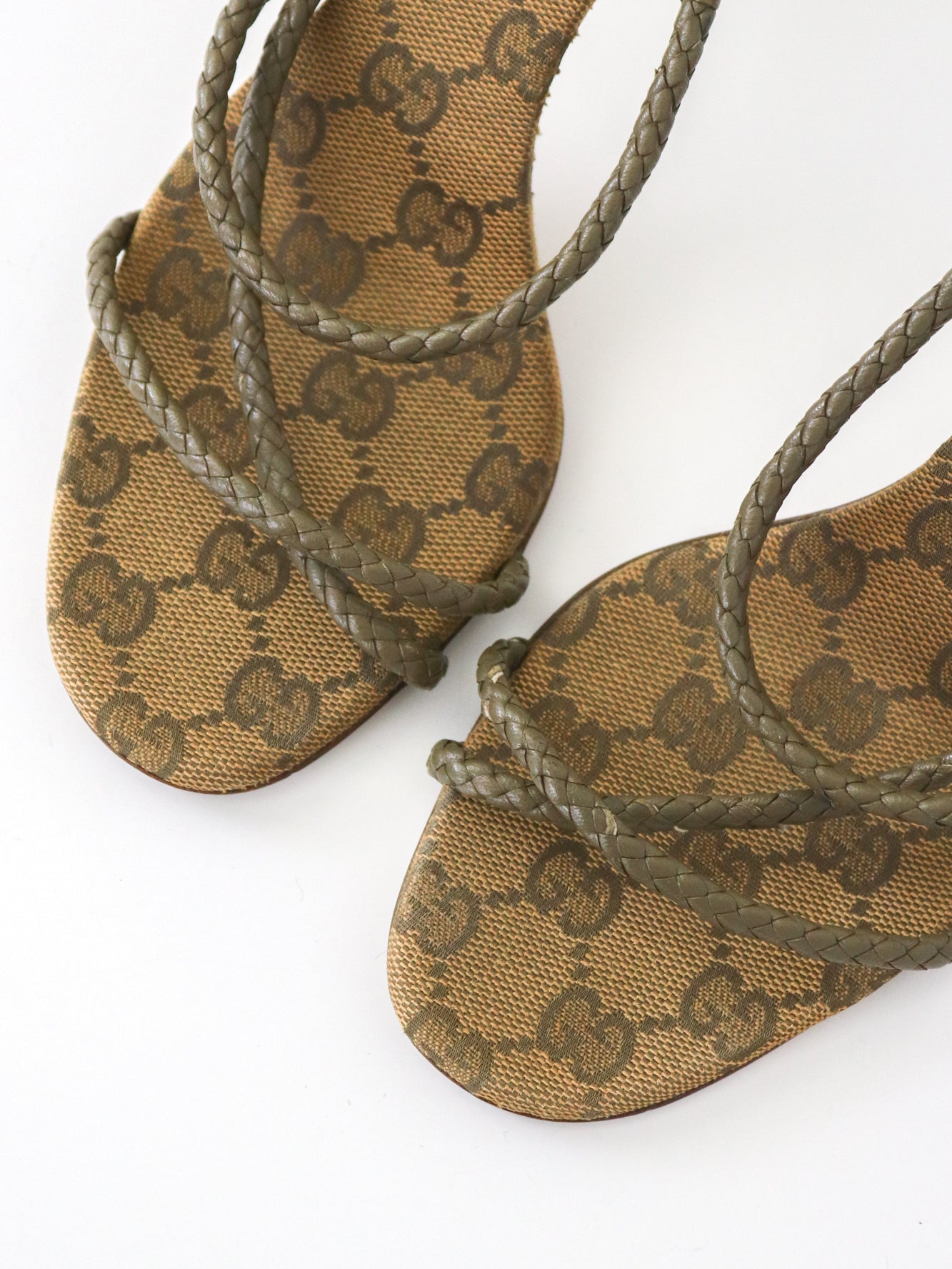 Vintage F/W 2002 Gucci by Tom Ford GG Monogram Braided Leather Mules / 35 (US 5)