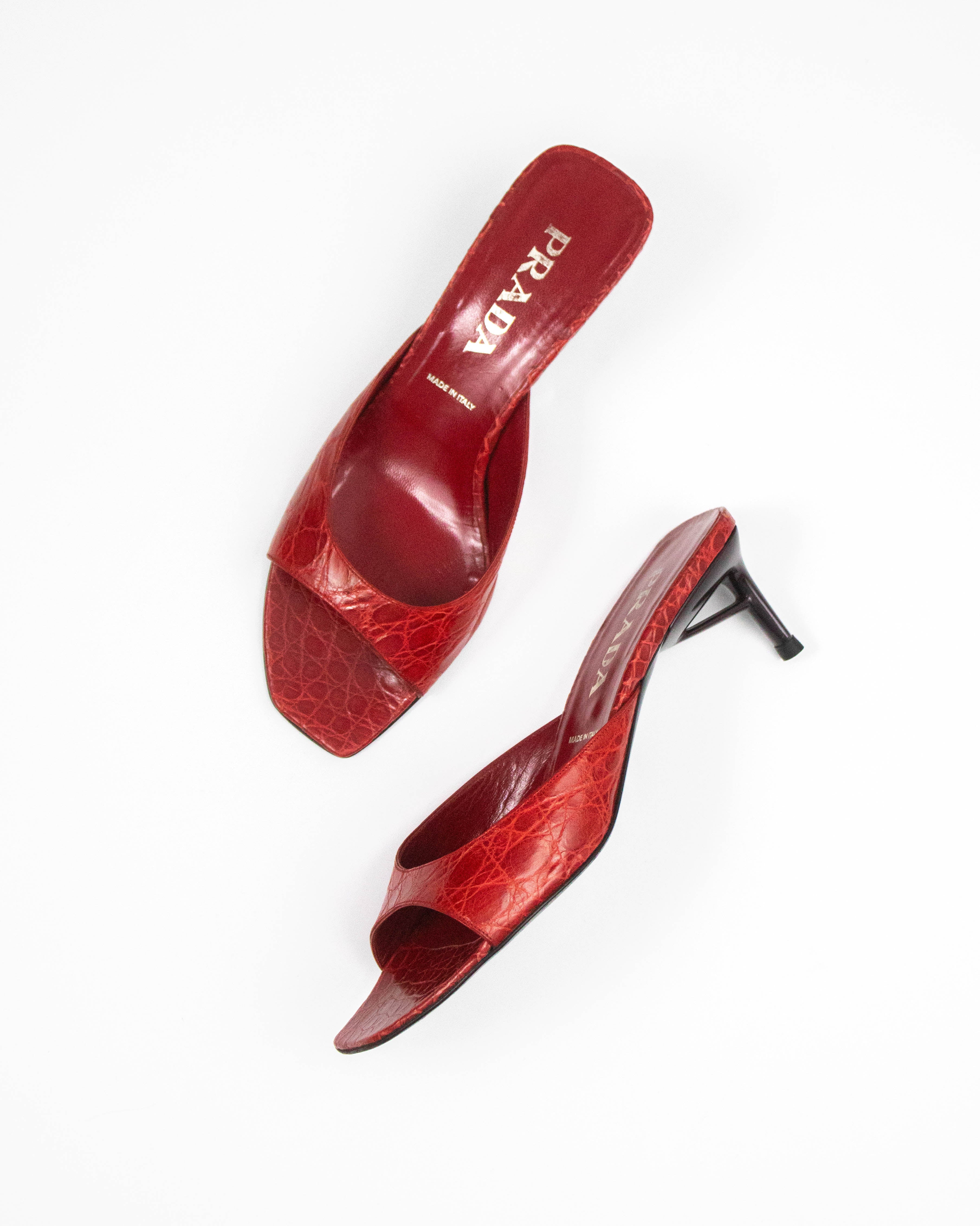 Vintage S/S 2000 Prada Red Croc Kitten Heel Mules / 38.5 (US 8.5