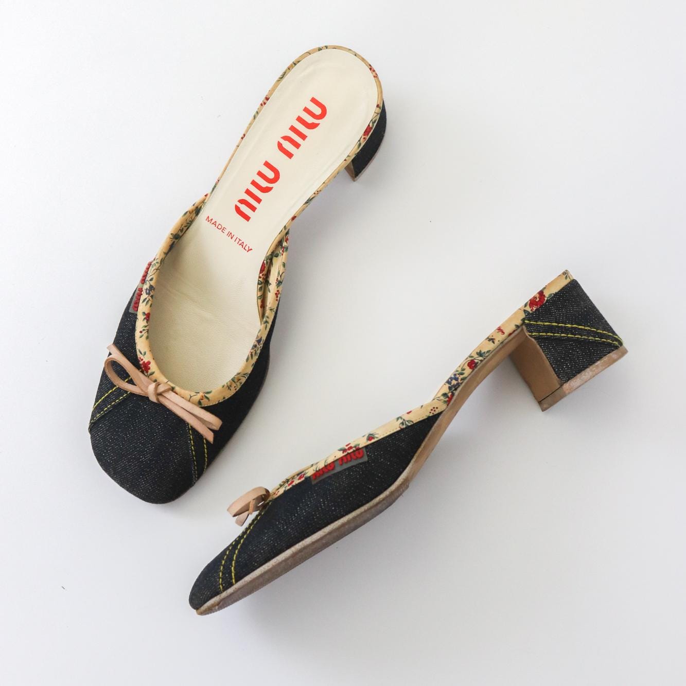 Vintage S/S 2002 Miu Miu Prada Denim Floral Block Heel Mules With Bows / 36.5 (US 6.5)