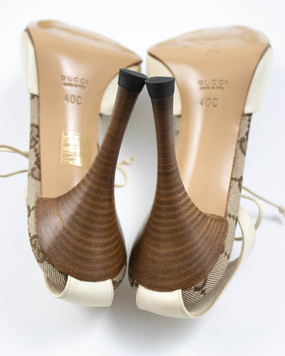 Vintage 2000s Gucci Monogram Canvas Bow Detail Heels / 40 (US 10)