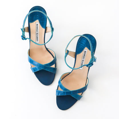 Vintage Manolo Blahnik Callamu Blue Croc Ankle Strap Heels / 37 (US 7)