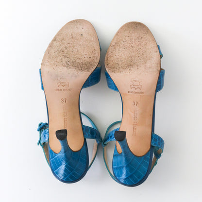 Vintage Manolo Blahnik Callamu Blue Croc Ankle Strap Heels / 37 (US 7)