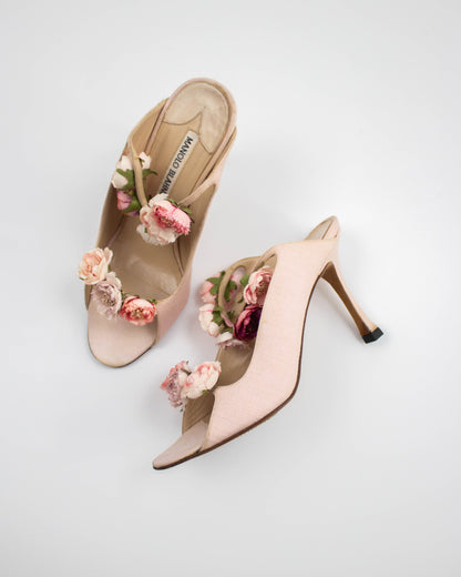 Vintage 1997 Manolo Blahnik Pink Flower Applique Mule Heels / 36 (US 6)