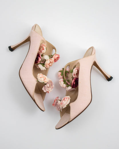 Vintage 1997 Manolo Blahnik Pink Flower Applique Mule Heels / 36 (US 6)