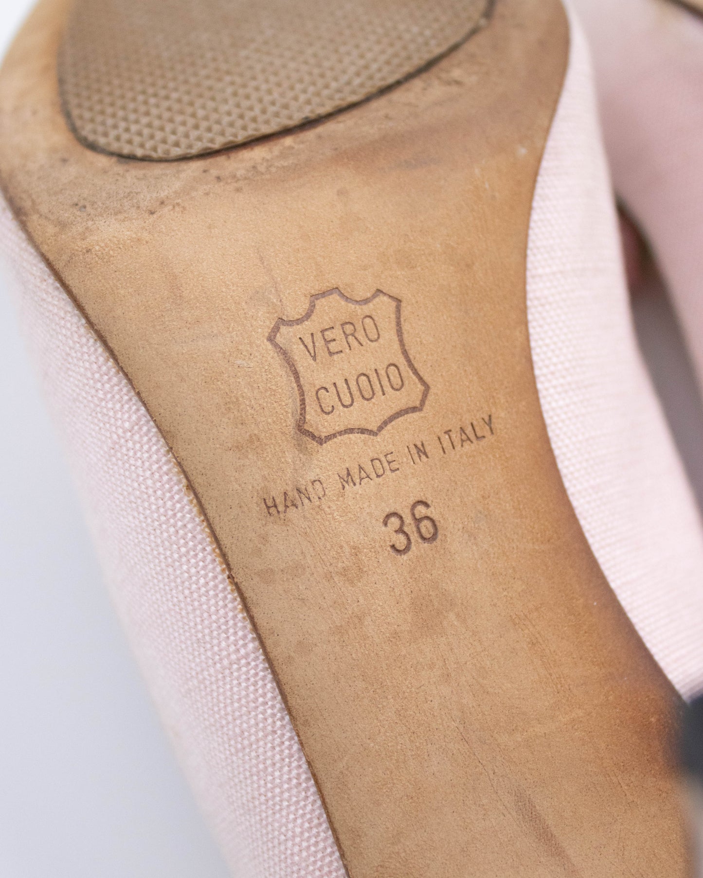 Vintage 1997 Manolo Blahnik Pink Flower Applique Mule Heels / 36 (US 6)