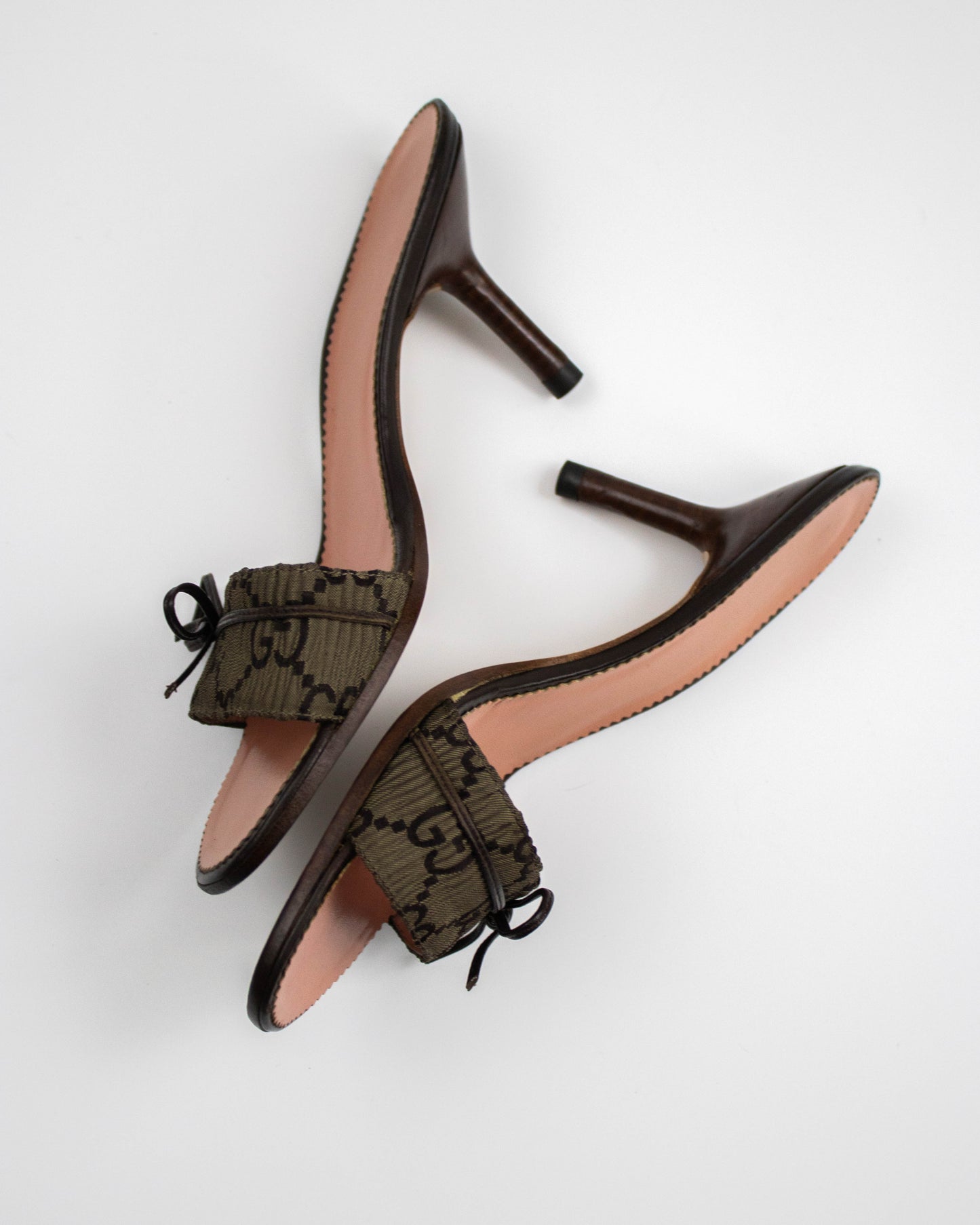 Vintage Gucci by Tom Ford Brown Monogram Bow Detail Mule Heels / 37 (US 7)