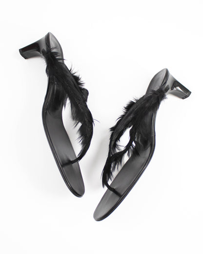 Vintage S/S 1999 Gucci Black Feather Thong Mule Runway Heels / 38.5 (US 8.5)