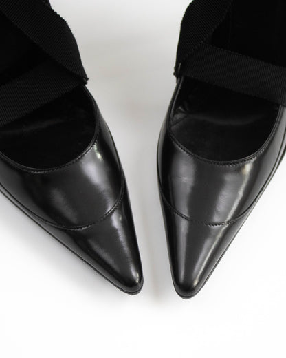 Vintage F/W 2002 Gucci Black Ankle Wrap Pointed Toe Runway Pumps / 36 (US 6)