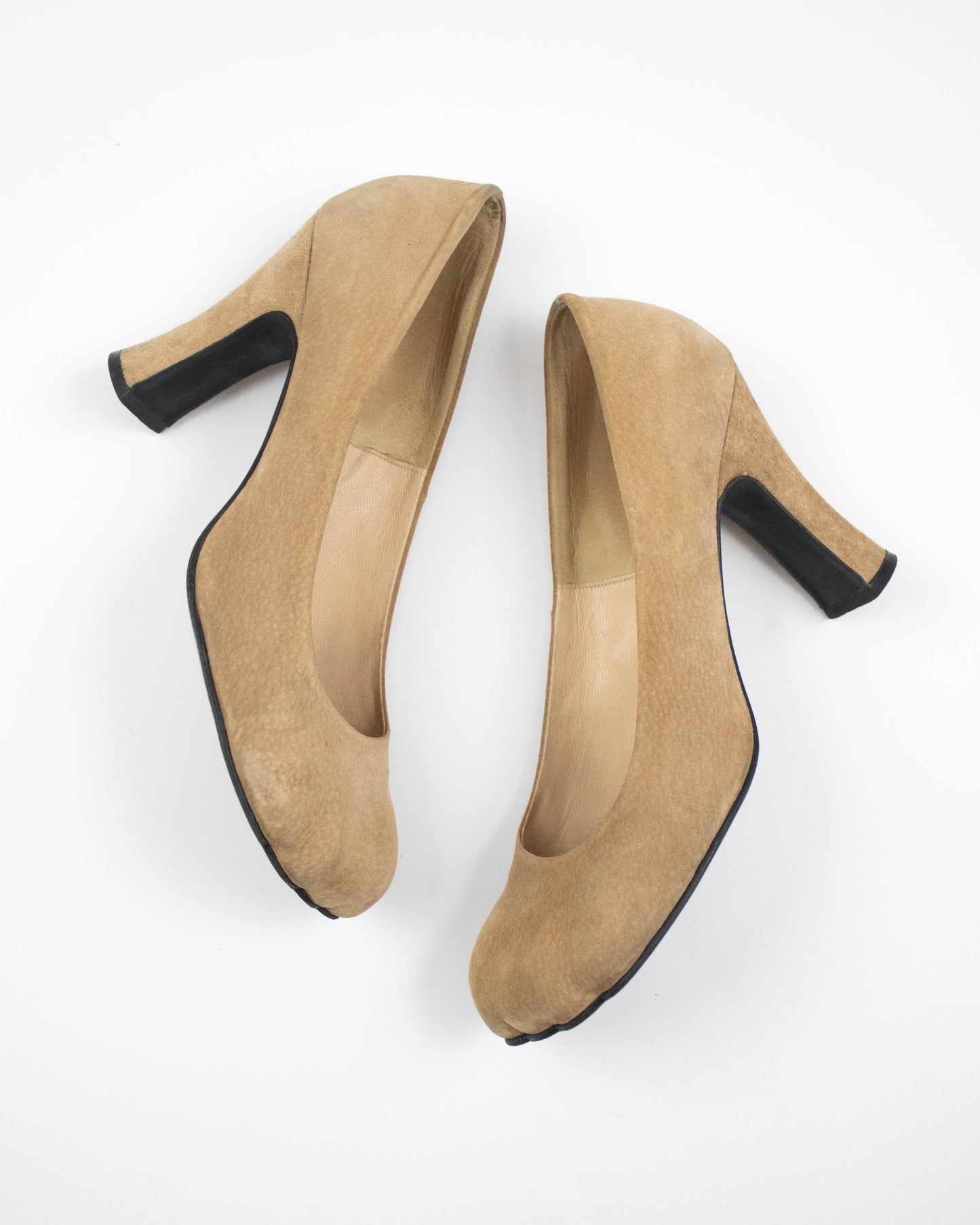 Vintage 2000s Vivienne Westwood Beige Suede Animal Toe Pumps / 40 (US 10)