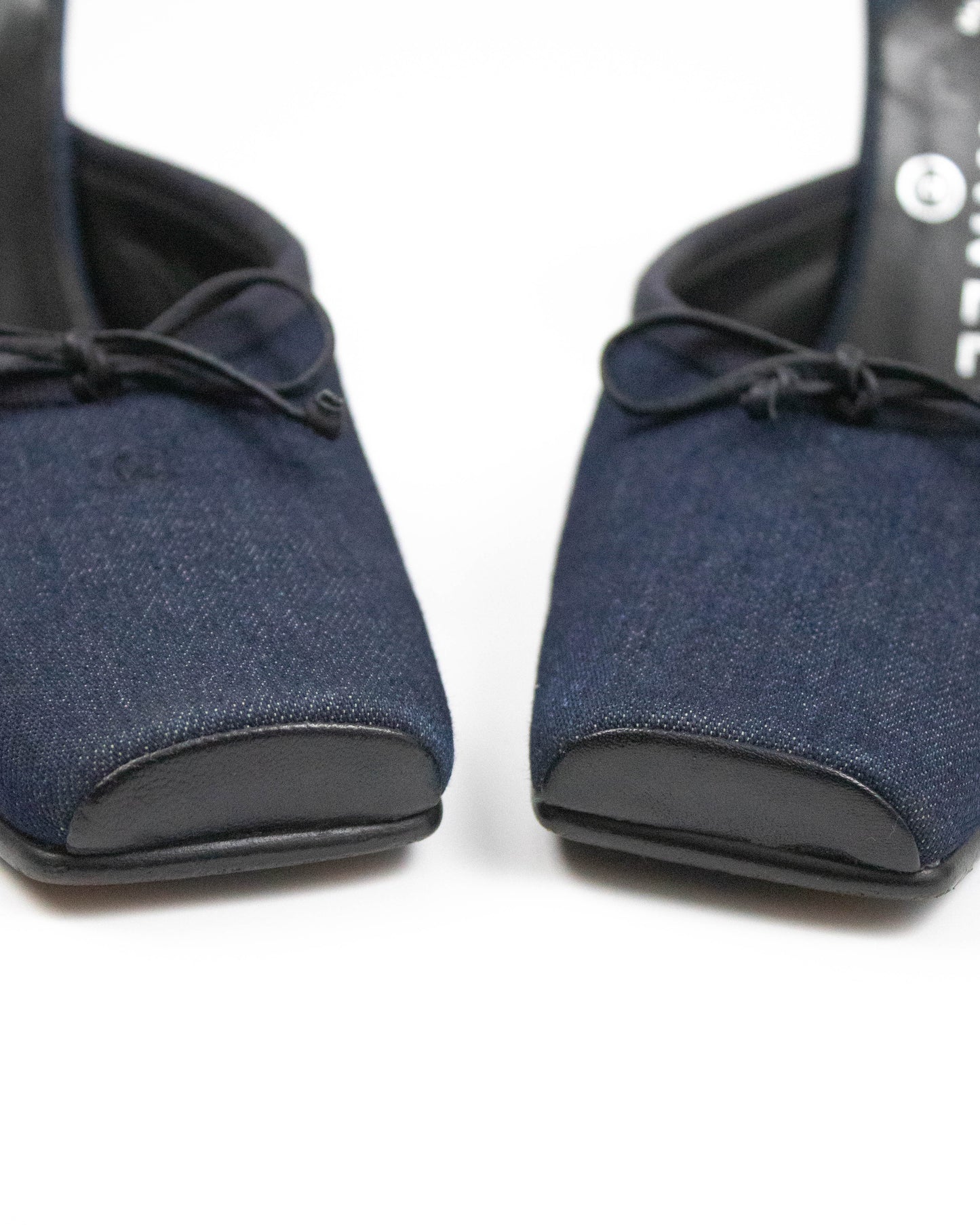 Vintage Chanel 2000 Denim Ballet Pointe Bow Detail Mule Heels / 37 (US 7)