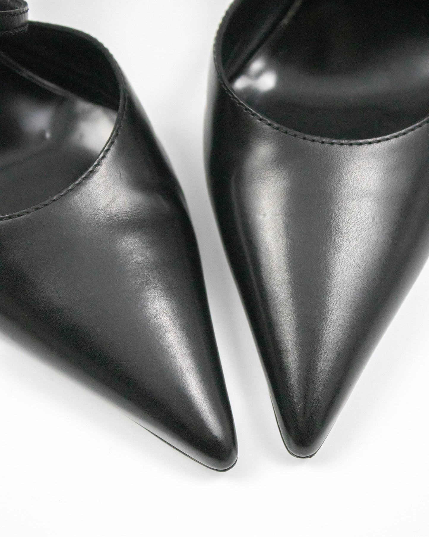 Vintage Gucci by Tom Ford Black Leather Horsebit Detail Pumps / 40 (US 10)