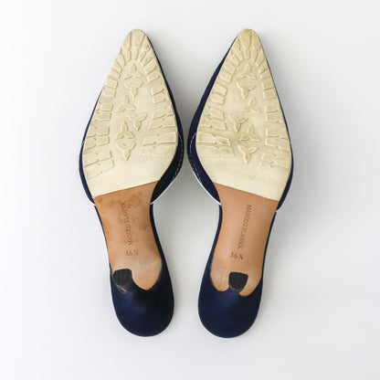Vintage Manolo Blahnik Suede Sneaker Mules Shoelaces Detail Heels As seen in Sex and The City / 36.5 (US 6.5)