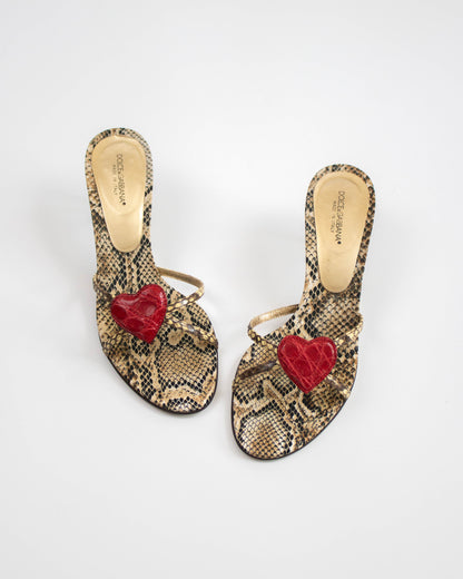 Vintage S/S 2005 Dolce&Gabbana Python Print Heart Detail Mule Heels / 37 (US 7)