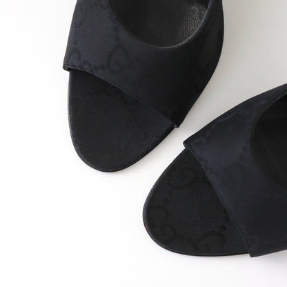 S/S 1998 Gucci by Tom Ford Gray GG Monogram Canvas Leather Mules / 36 (US 6)