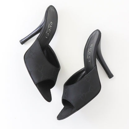 S/S 1998 Gucci by Tom Ford Gray GG Monogram Canvas Leather Mules / 36 (US 6)