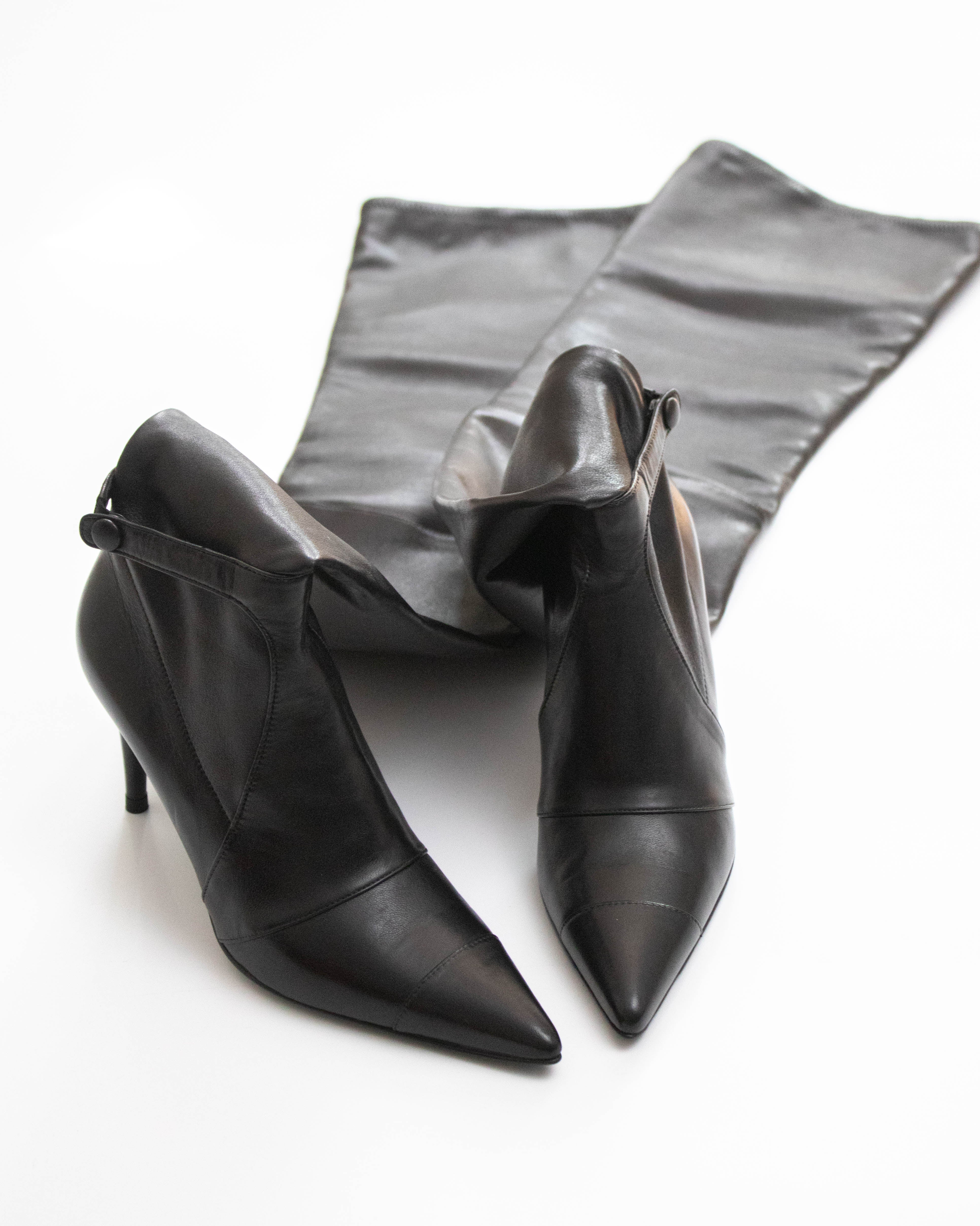 CHANEL ブラックレザーブーツ ヒール8cm F/W 2005 Chanel Thigh-High Iconic Runway Boots / The Devil Wears