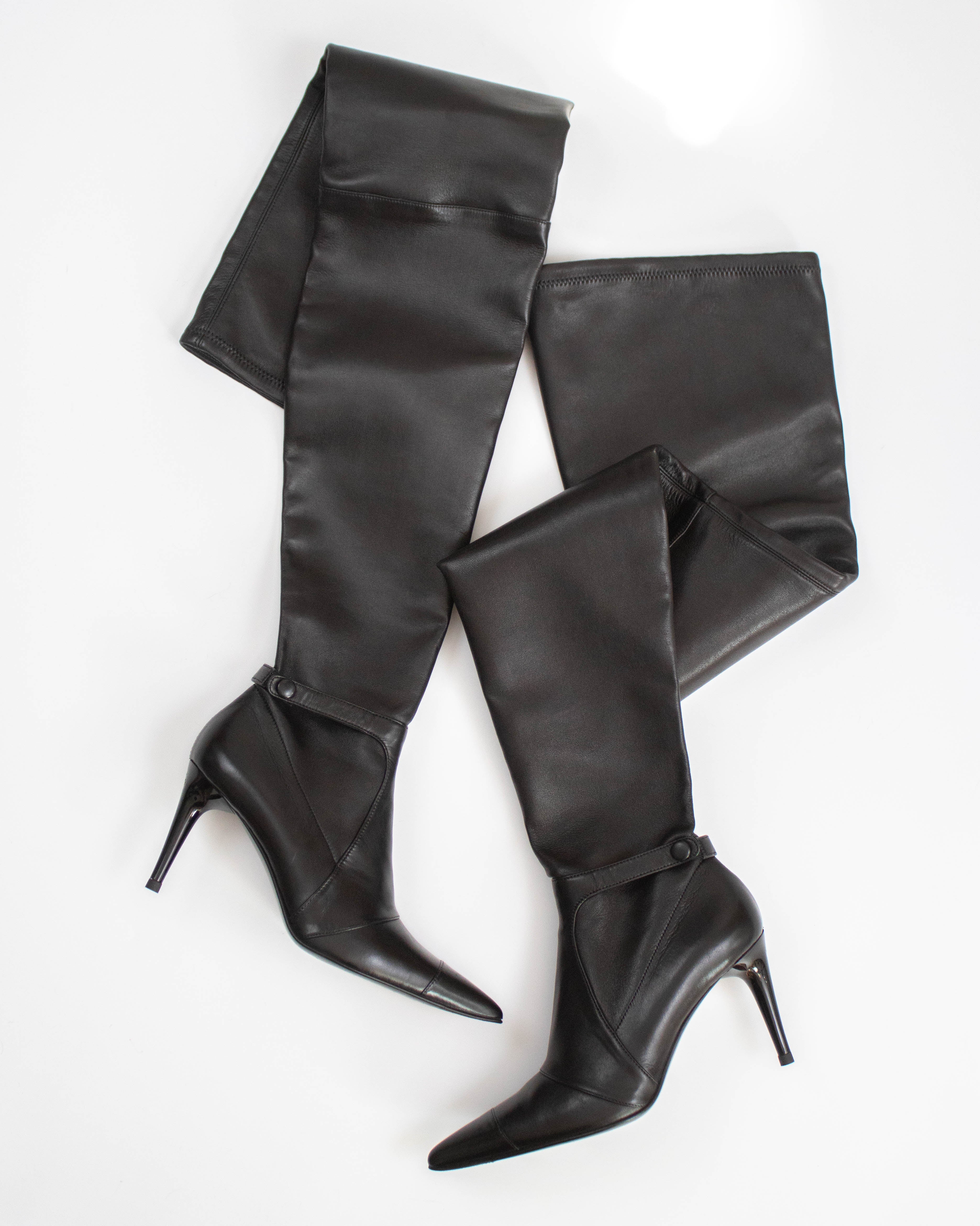 F/W 2005 Chanel Thigh-High Iconic Runway Boots / The Devil Wears