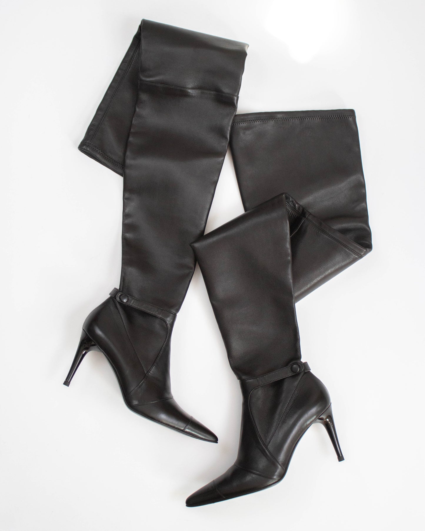 Vintage F/W 2005 Chanel Thigh-High Iconic Runway Boots / As seen in The Devil Wears Prada / 36.5 (US 6.5)