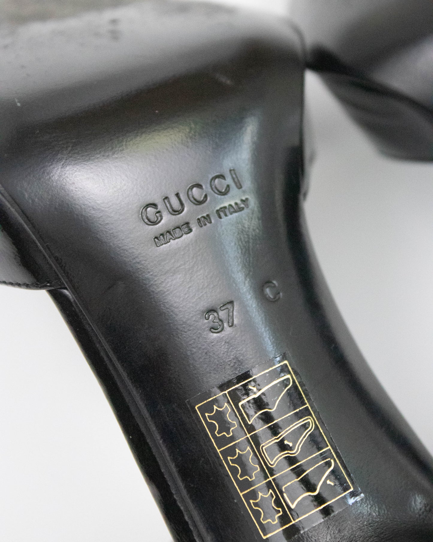 Vintage F/W 1997 Gucci Black Patent Leather Mary Jane Metal Heels / 37 (US 7)