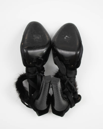 Vintage F/W 2004 Gucci by Tom Ford Runway Black Ankle Wrap Heels Fur Trim Detail / 39 (US 9)