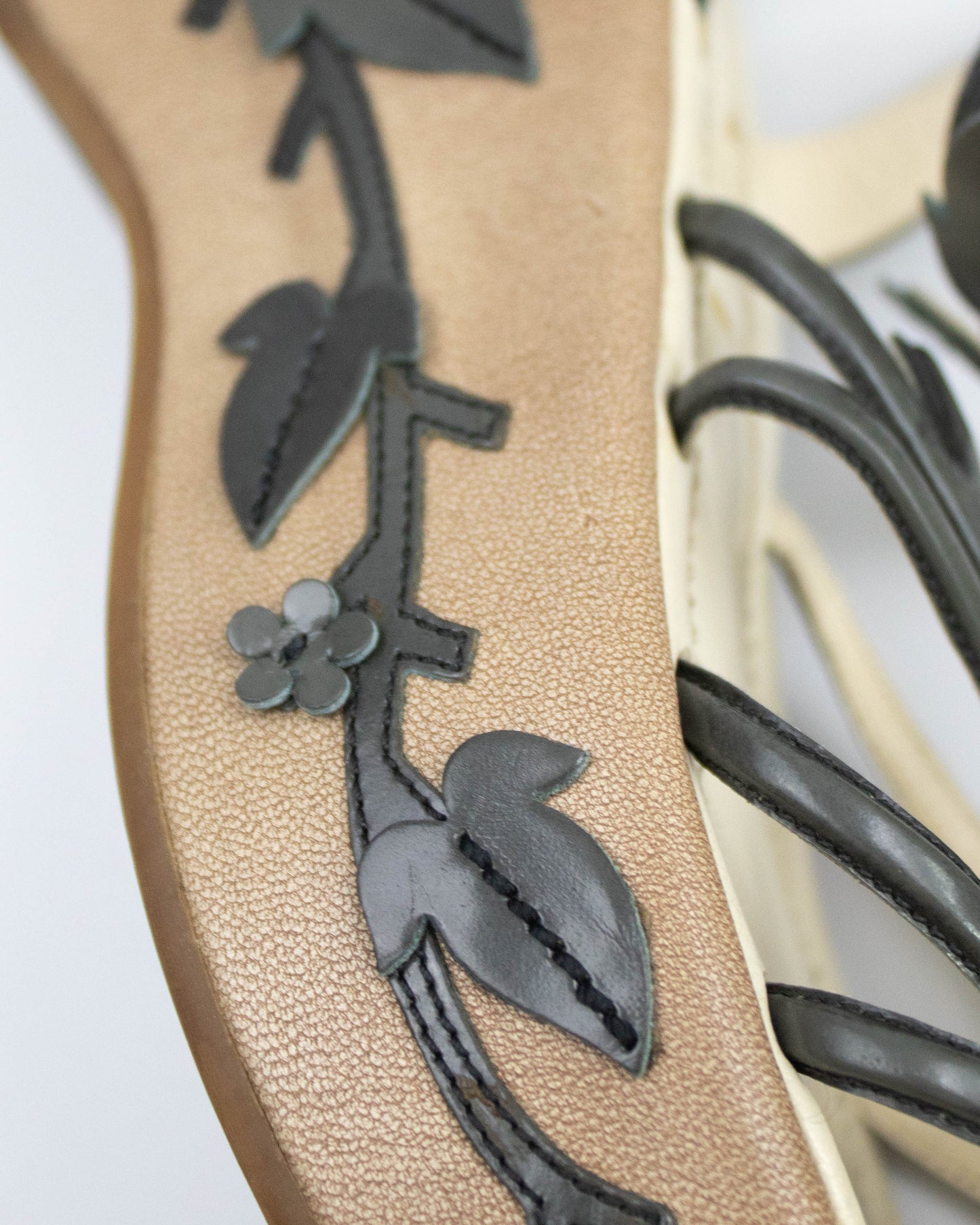 Vintage S/S 1997 Prada Gray Floral Vine Leaf Applique Runway Wedge Sandals / 38 (US 8)