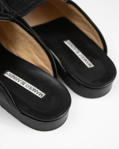 Vintage Manolo Blahnik Black Leather Loafer Mule Flat Shoes / 35.5 (US 5.5)