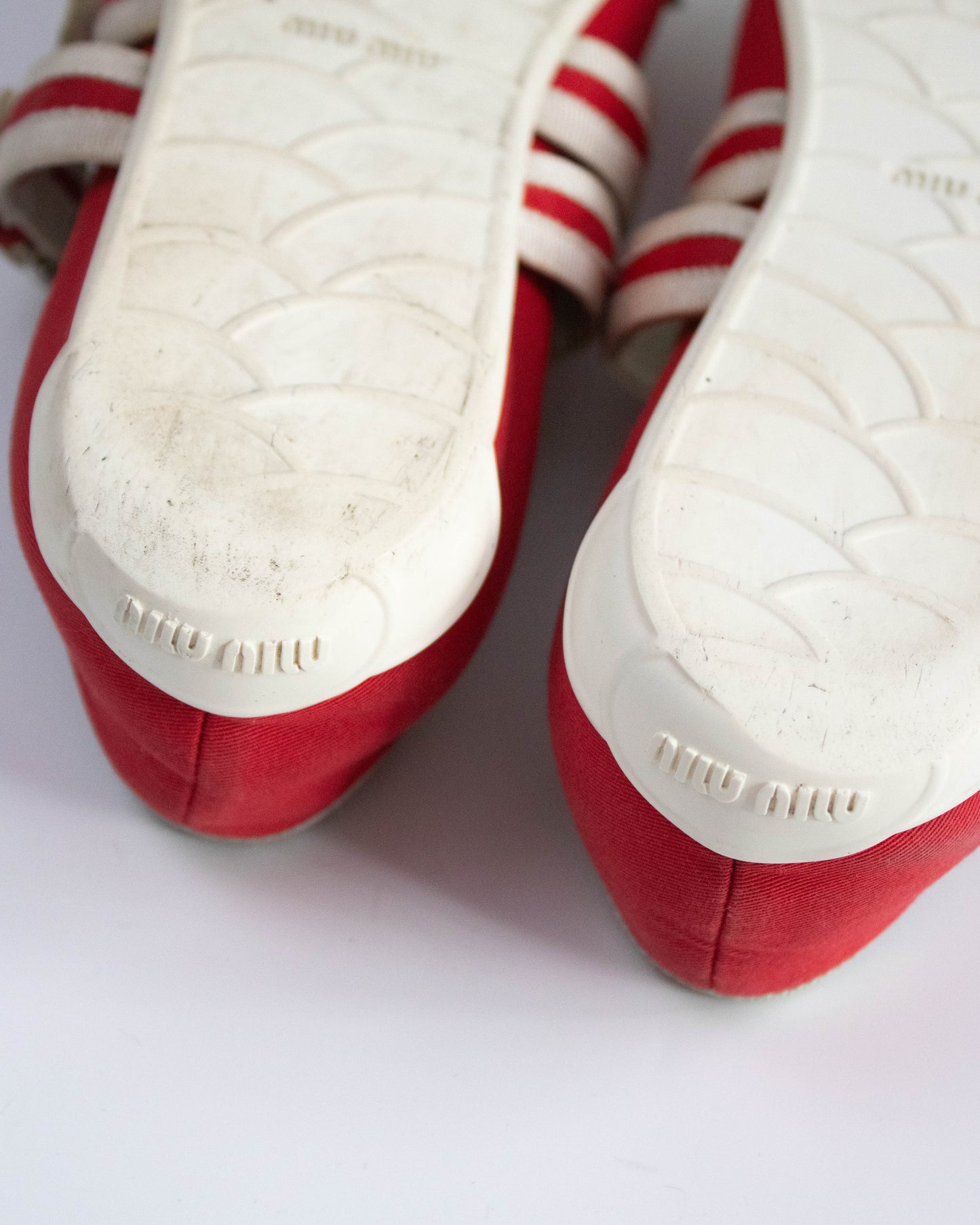 Miu Miu S/S 2016 Red White Mary Jane Ballet Flats / 36 (US 6)