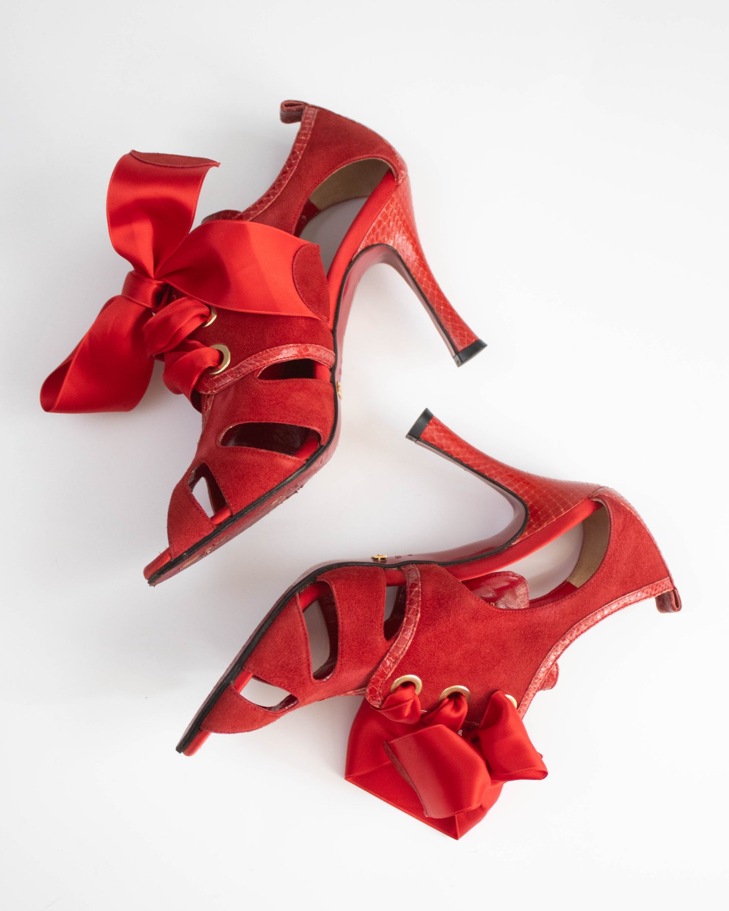 Vintage S/S 2006 Dolce&Gabbana Red Satin Ribbon Heels / 37 (US 7)