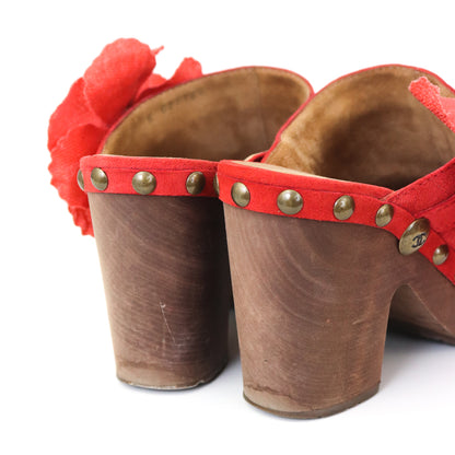 Vintage S/S 2010 Chanel Red Suede Wooden Clogs Large Poppy Flower Heels / 37 (US 7)