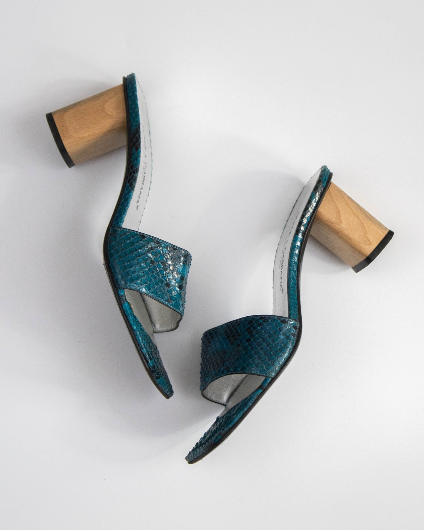 Vintage F/W 1999 Dolce&Gabbana Blue Python Print Mule Heels / 36 (US 6)