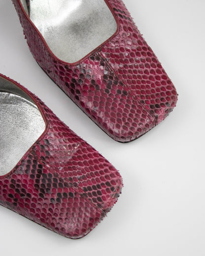 Vintage F/W 1999 Dolce&Gabbana Pink Python Print Slingback Mirror Heels / 38 (US 8)