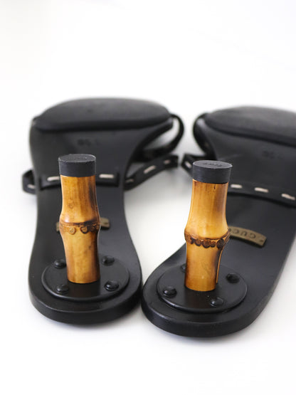 Vintage S/S 2002 Gucci by Tom Ford Black Bamboo Kitten Heel Mules / 39 (US 9)