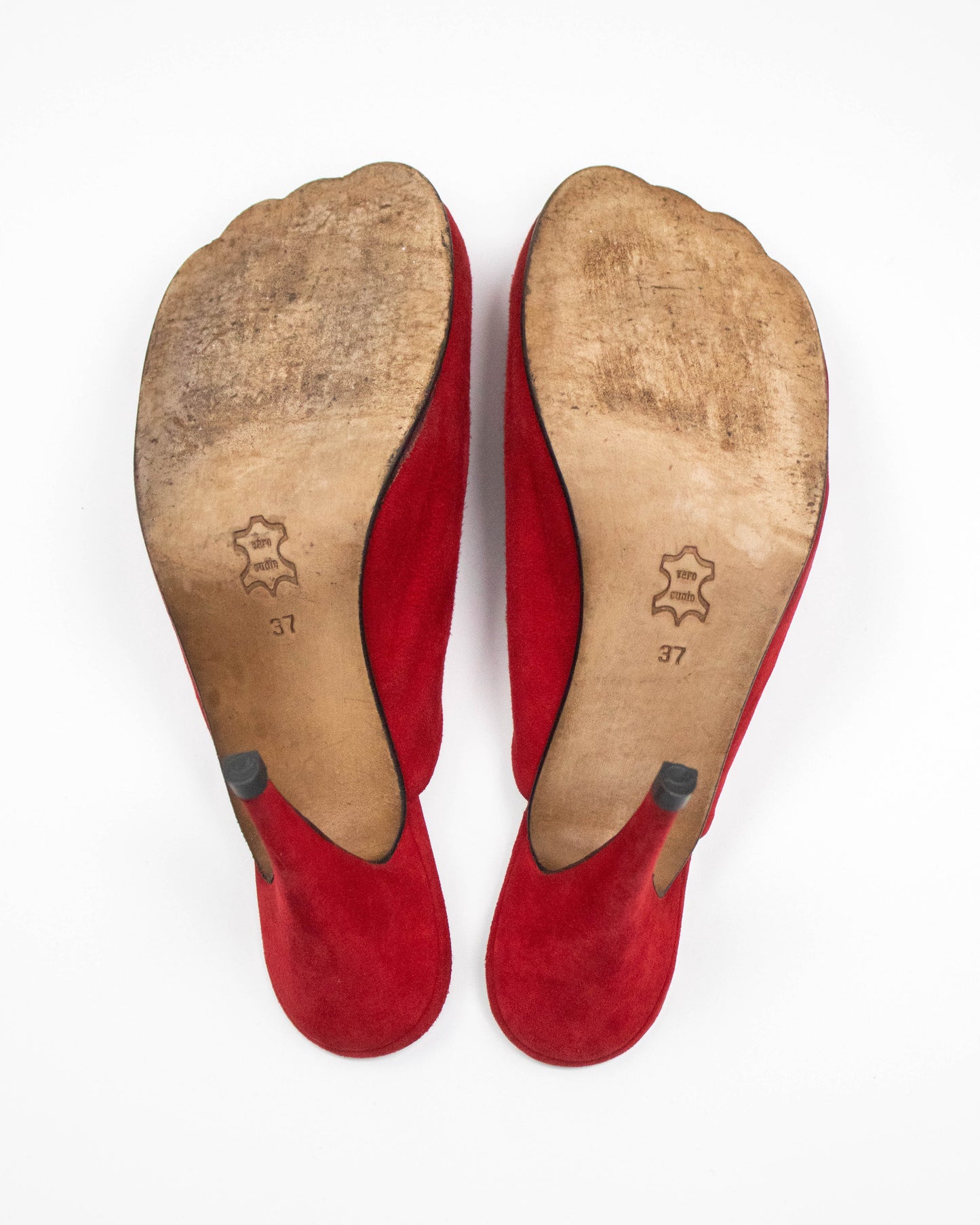 Vintage S/S 2000 Vivienne Westwood Red Suede Animal Toe Mule Heels / 37 (US 7)