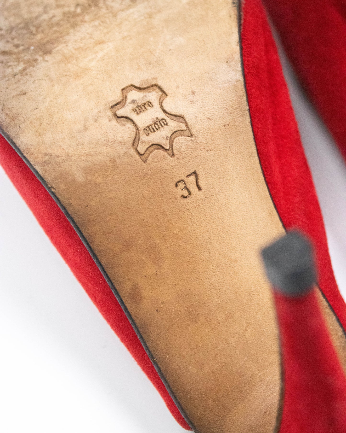 Vintage S/S 2000 Vivienne Westwood Red Suede Animal Toe Mule Heels / 37 (US 7)