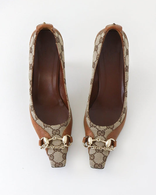 Vintage Gucci by Tom Ford Beige GG Monogram Pumps Chain Horsebit Heels / 37 (US 7)