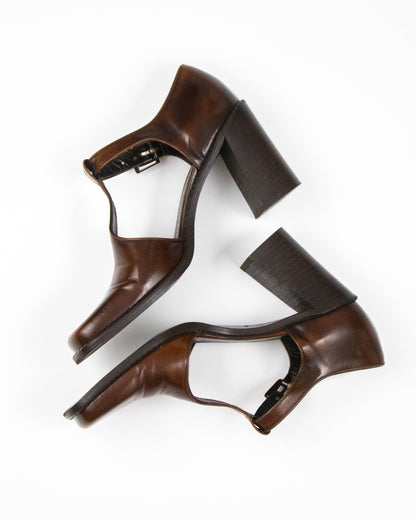Vintage S/S 1996 Prada Brown T-Strap Mary Jane Runway Pumps / 36.5 (US 6.5)