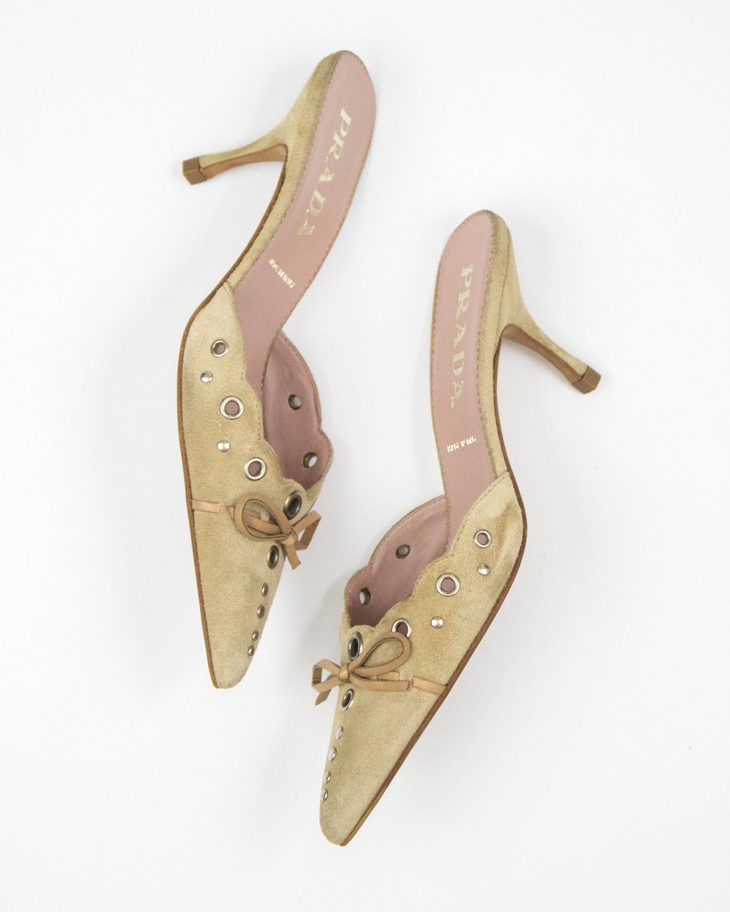 Vintage Prada Iconic Beige Suede Eyelet Bow Mule Heels / 35.5 (US 5.5)