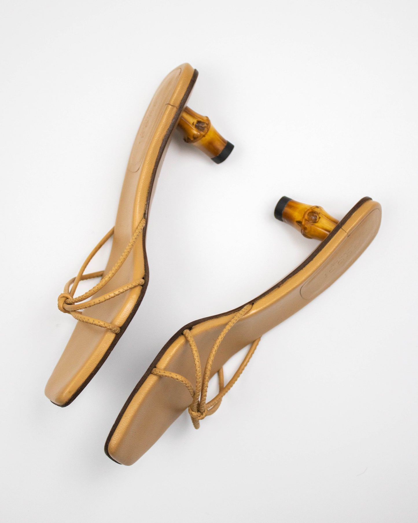 Vintage S/S 2002 Gucci by Tom Ford Beige Leather Bamboo Kitten Heel Mules / 35 (US 5)