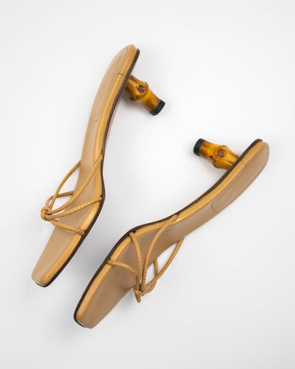 Vintage S/S 2002 Gucci by Tom Ford Beige Leather Bamboo Kitten Heel Mules / 35 (US 5)