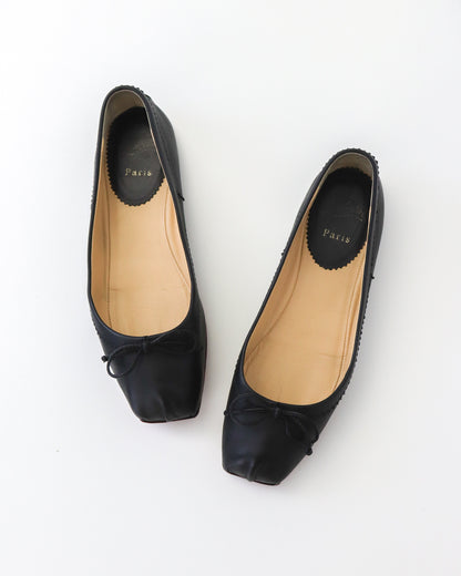 Christian Louboutin Mamadrague Black Leather Ballet Flat Shoes / 37 (US 7)