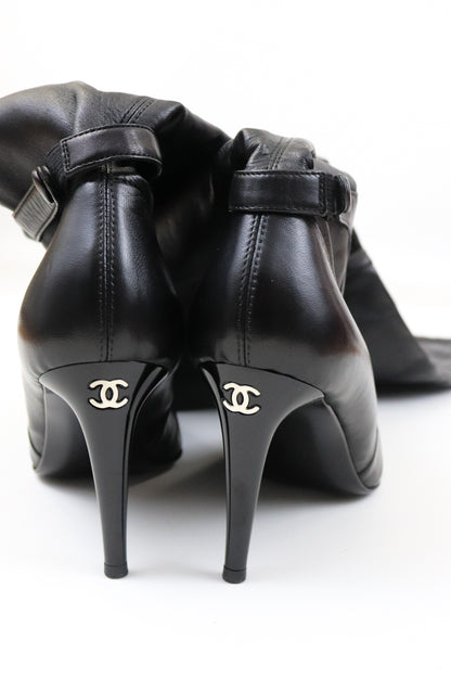 F/W 2005 Chanel Thigh High Iconic Runway Boots The Devil Wears Prada / 37 (US 7)
