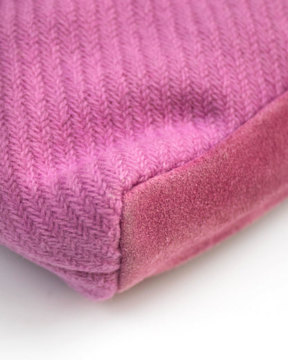 Vintage F/W 1999 Prada Pink Knit Leaf Applique Bag