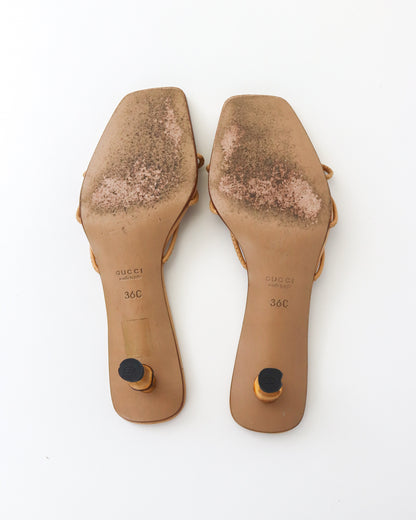 Vintage S/S 2002 Gucci by Tom Ford Beige Leather Bamboo Kitten Heel Mules / 36 (US 6)