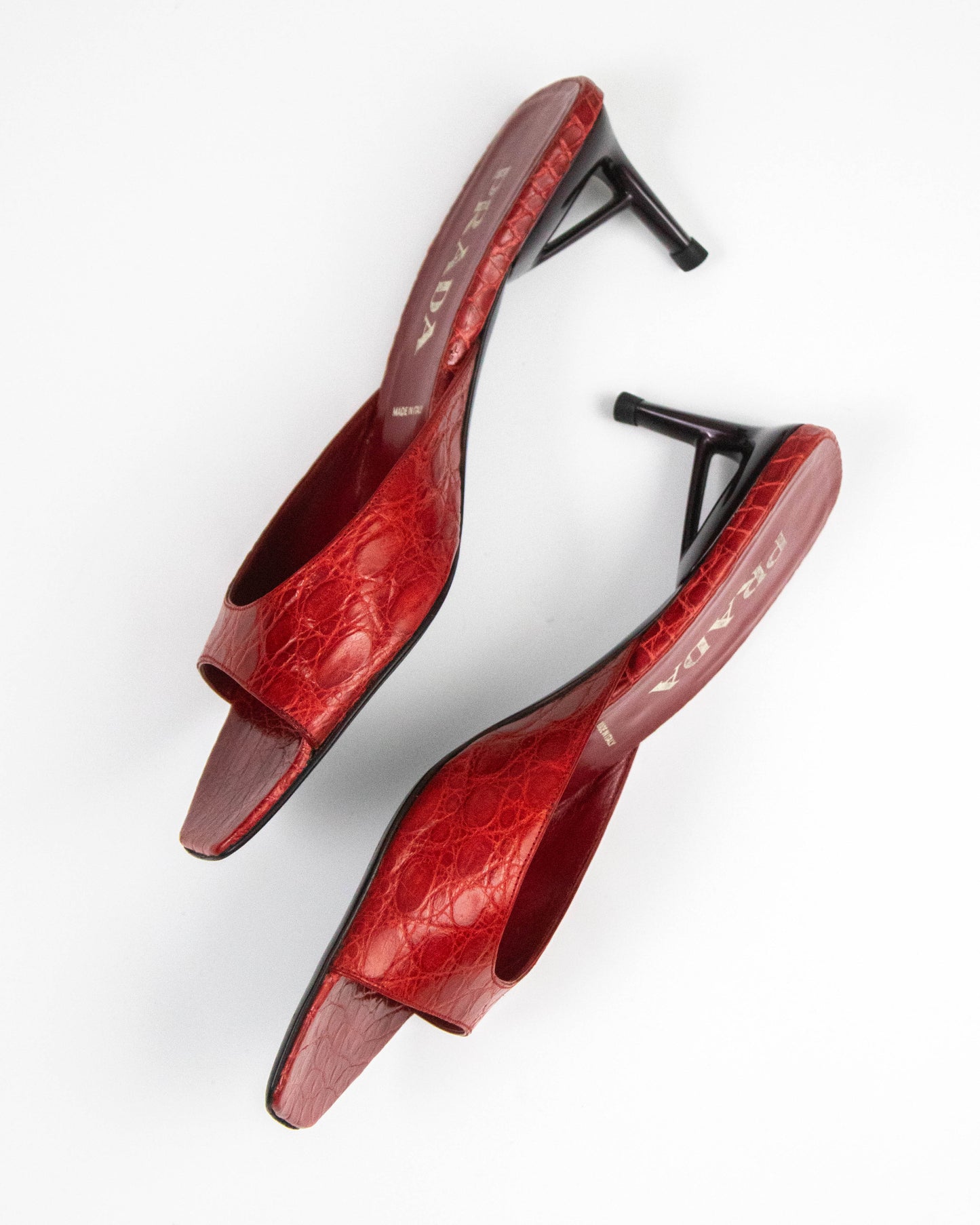 Vintage S/S 2000 Prada Red Croc Kitten Heel Mules / 38.5 (US 8.5)