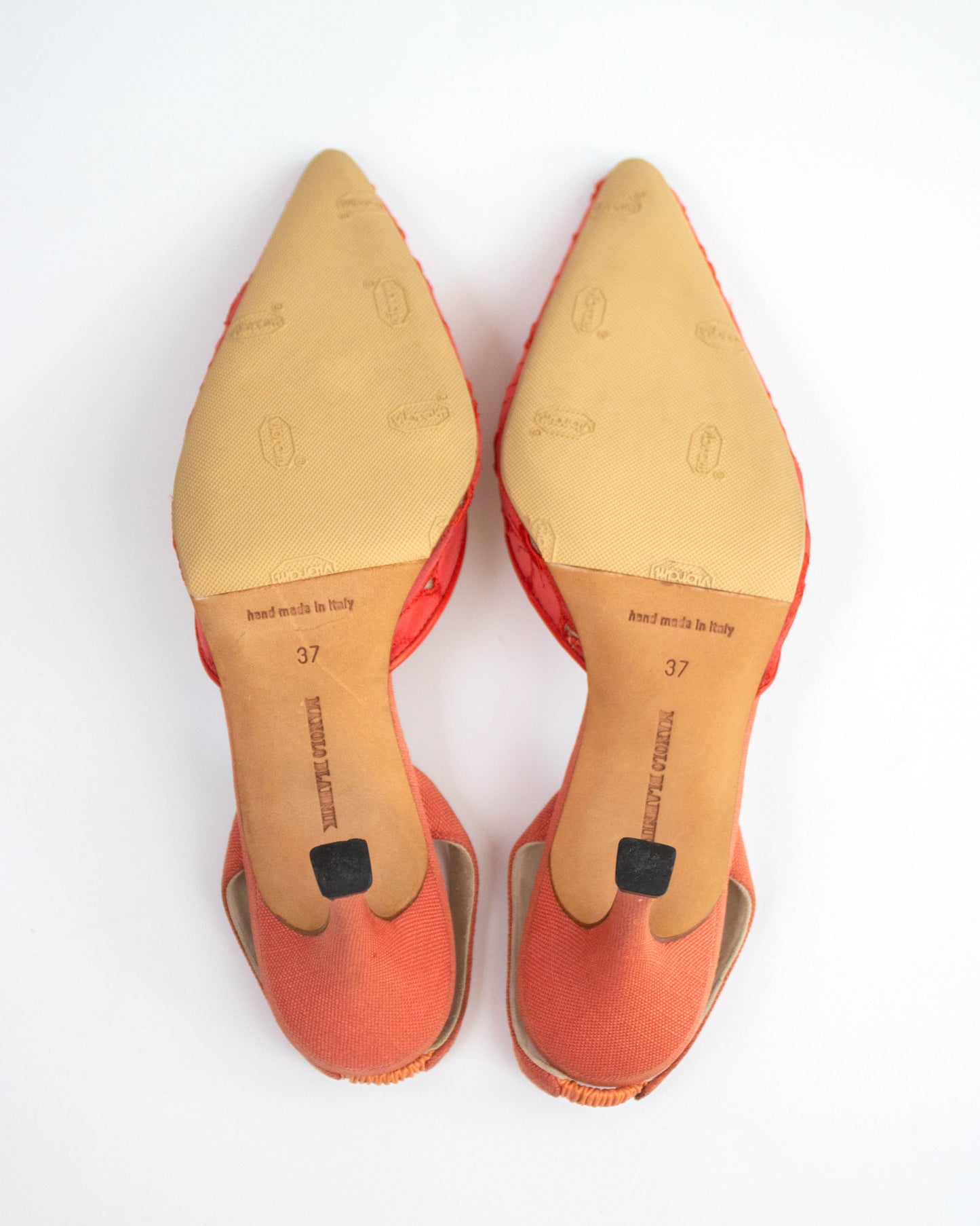 Vintage Manolo Blahnik Carolyne Coral Flower Embroidered Heels / 37 (US 7)