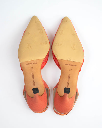 Vintage Manolo Blahnik Carolyne Coral Flower Embroidered Heels / 37 (US 7)