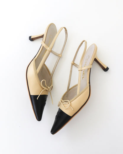 Vintage Chanel Iconic Tan Black Slingback CC Logo Bow Embellished Heels / 36.5 (US 6.5)