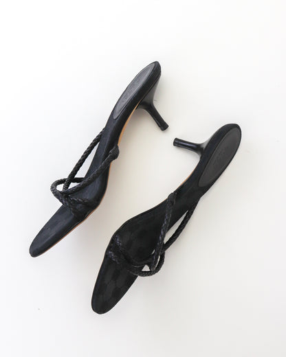 Vintage F/W 2002 Gucci by Tom Ford Black Monogram Kitten Heel Mules Braided Leather Detail / 35 (US 5)